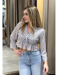 Blusa crespón rombos beige-celeste
