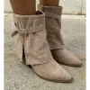 Bota polaina ante caña baja beige