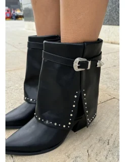 Bota polaina símil piel caña baja negra