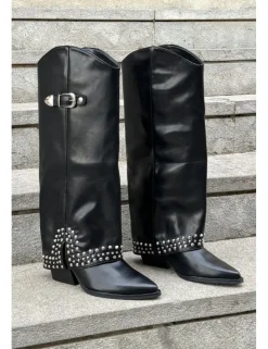 Botas polaina tachas símil piel negras