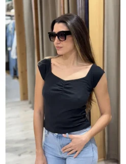 Camiseta frunce jaspeada negra