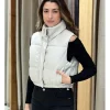 Chaleco corto efecto piel acolchado beige