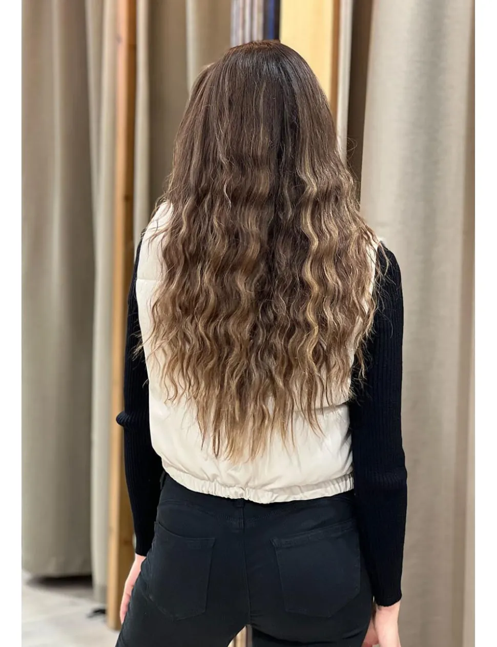 Chaleco corto efecto piel acolchado beige