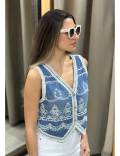 Chaleco tejano bordado azul denim