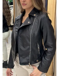 Chaqueta bíker corchetes negra