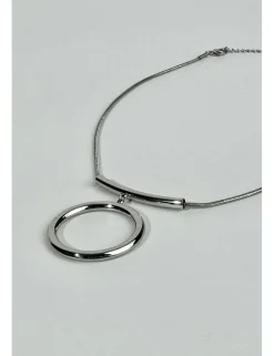 Collar plateado aro de acero