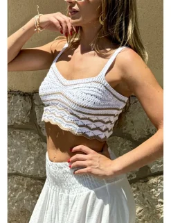Crop top crochet blanco-cámel