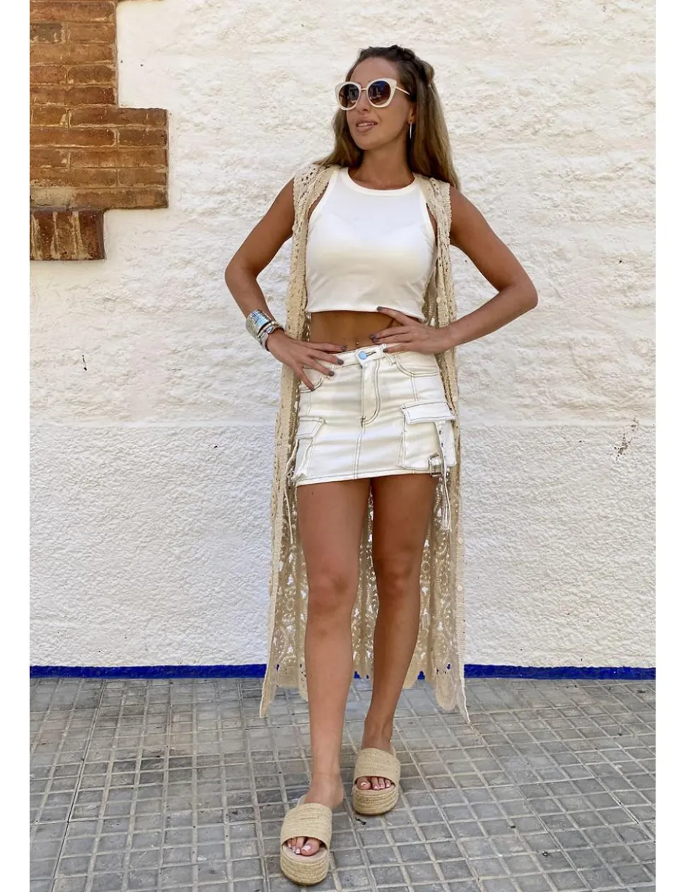 Falda con short debajo blanca