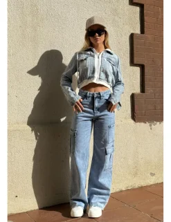Jeans cargo wide leg azul delavado