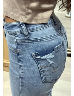 Jeans flare rotos azul claro