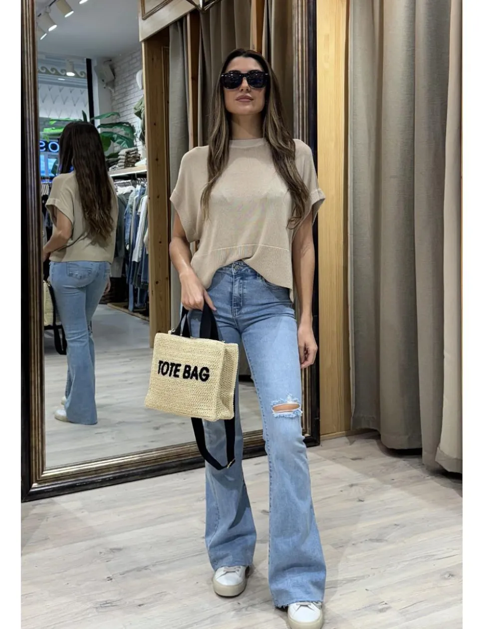 Jeans flare rotos azul claro