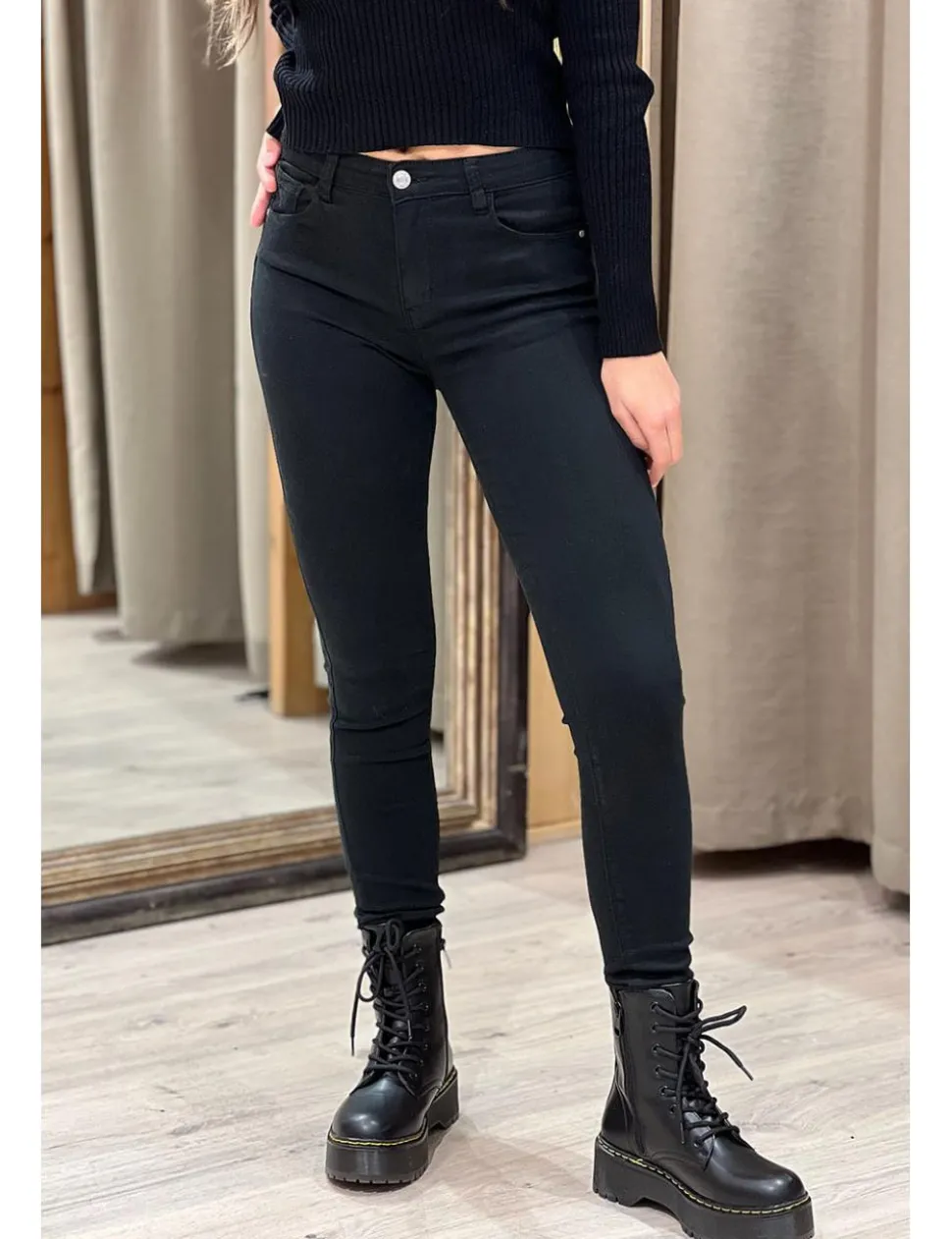 Jeans skinny push-up negro