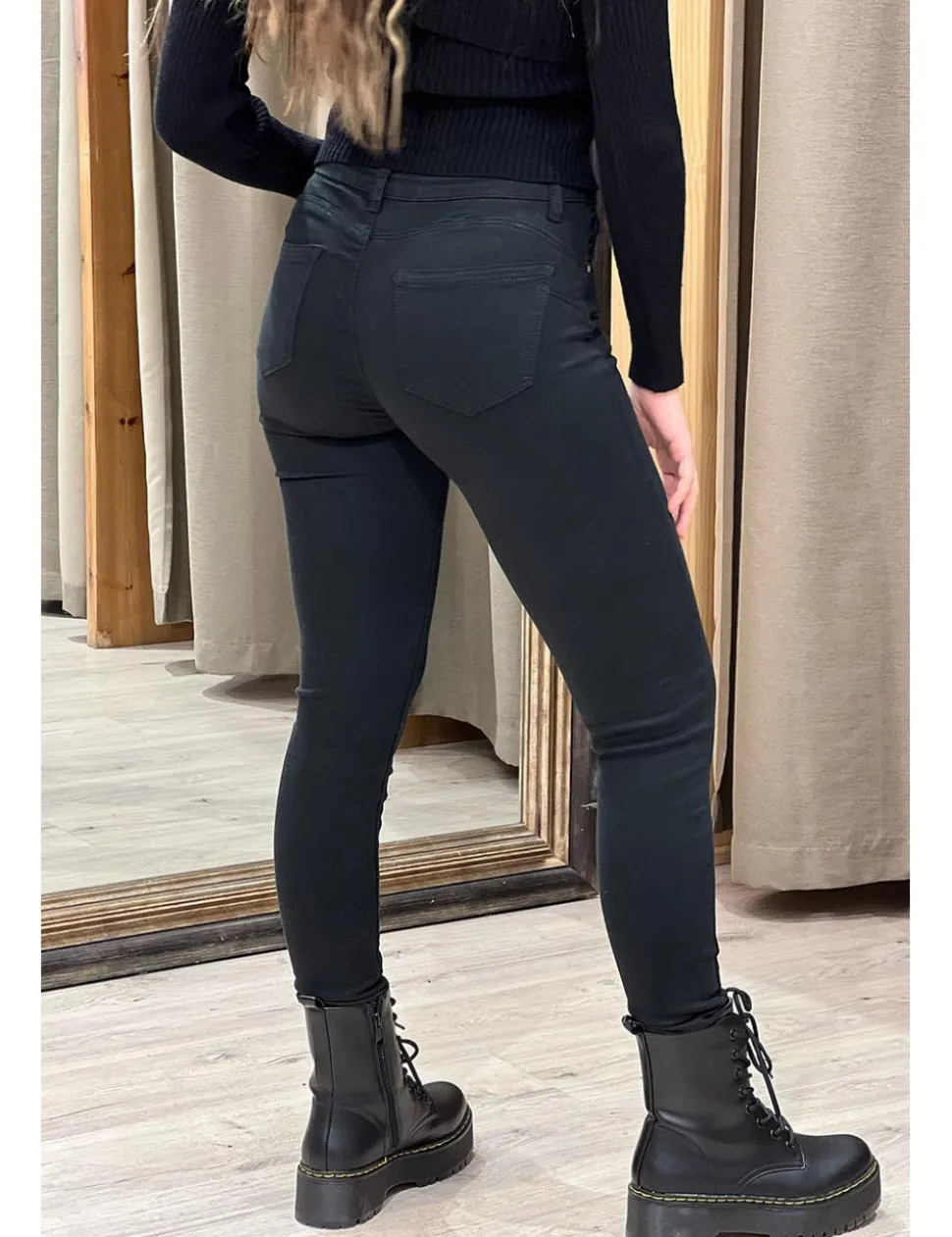 Jeans skinny push-up negro