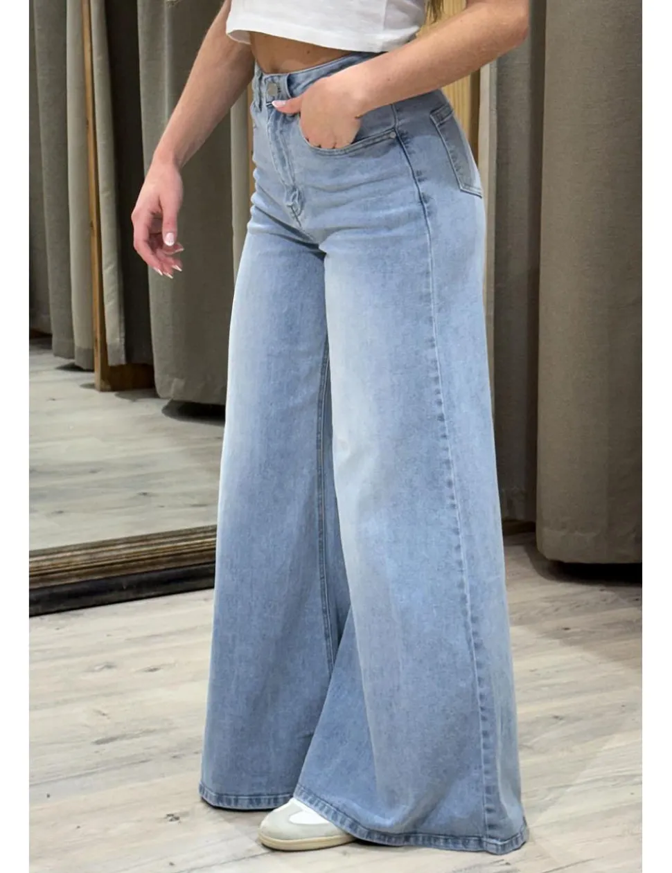 Jeans super wide leg azul