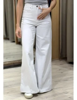 Jeans super wide leg blanco