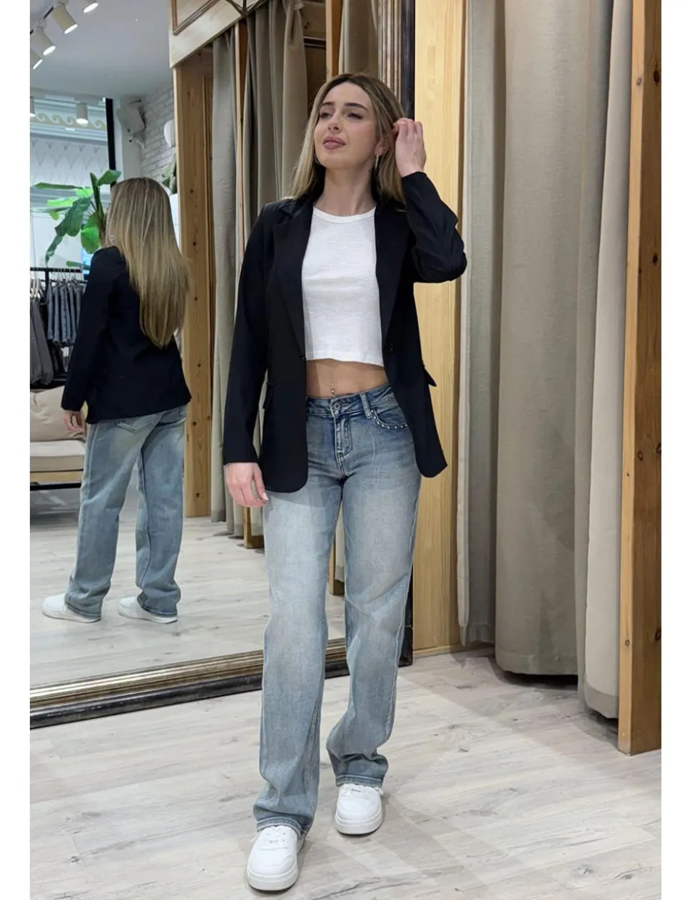 Jeans wide leg tachitas azul