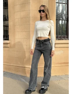 Jeans wideleg bajo deshilachado gris