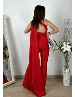 Mono con capa rojo