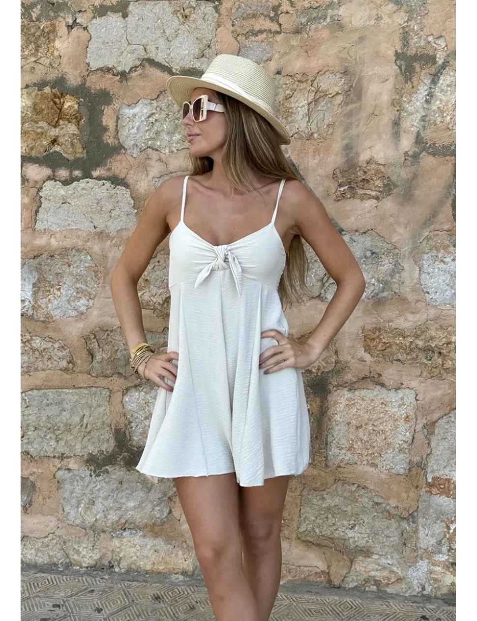 Mono corto nudo beige