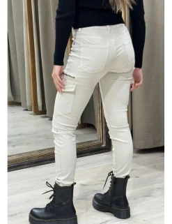 Pantalón cargo elástico crudo