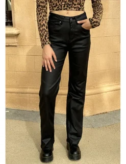 Pantalón efecto piel wideleg negro