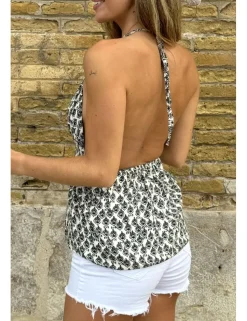 Top estampado cuello pico crudo-negro