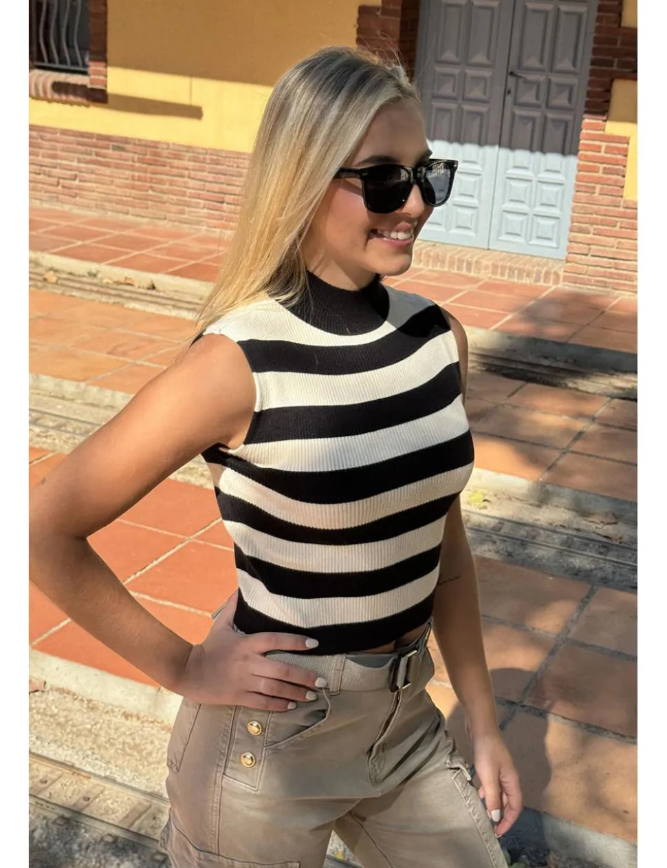 Top rayas negro-crudo