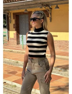 Top rayas negro-crudo