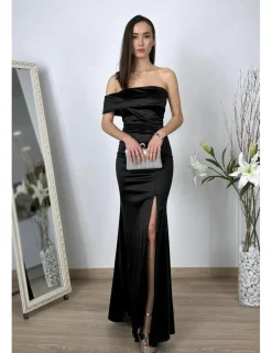 Vestido asimétrico bardot negro