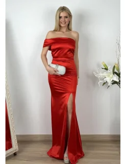 Vestido asimétrico bardot rojo