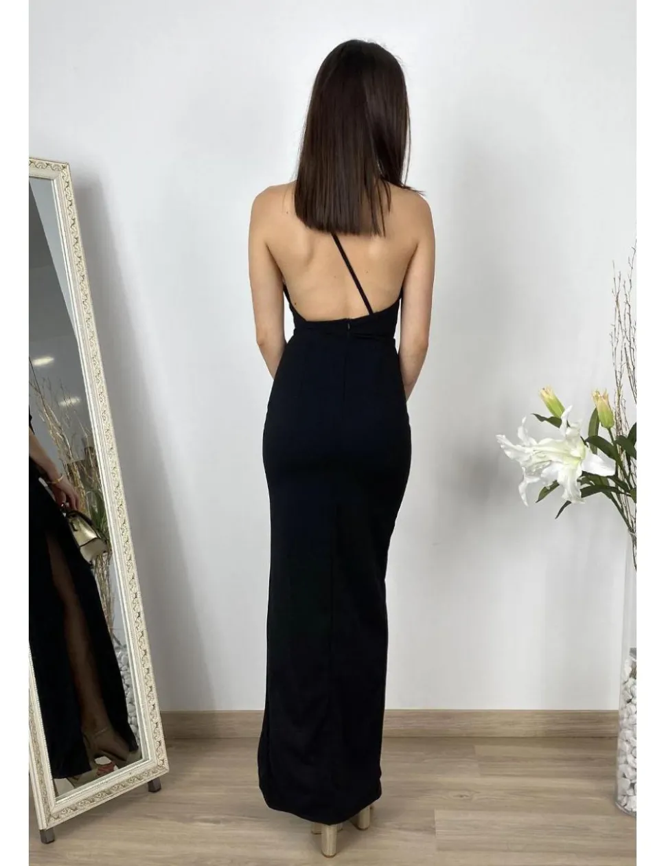 Vestido asimétrico negro