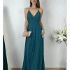 Vestido con pedrería verde