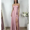 Vestido corte princesa de raso rosa