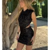 Vestido corto lentejuelas hombreras negro