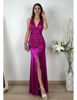 Vestido de raso drapeado fucsia