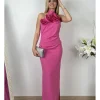 Vestido largo cuello hálter rosa