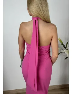 Vestido largo cuello hálter rosa