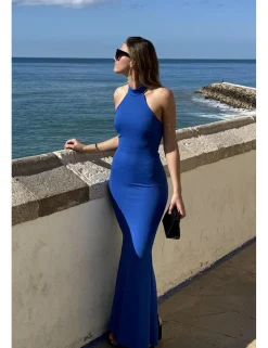 Vestido largo cuello hálter azul klein