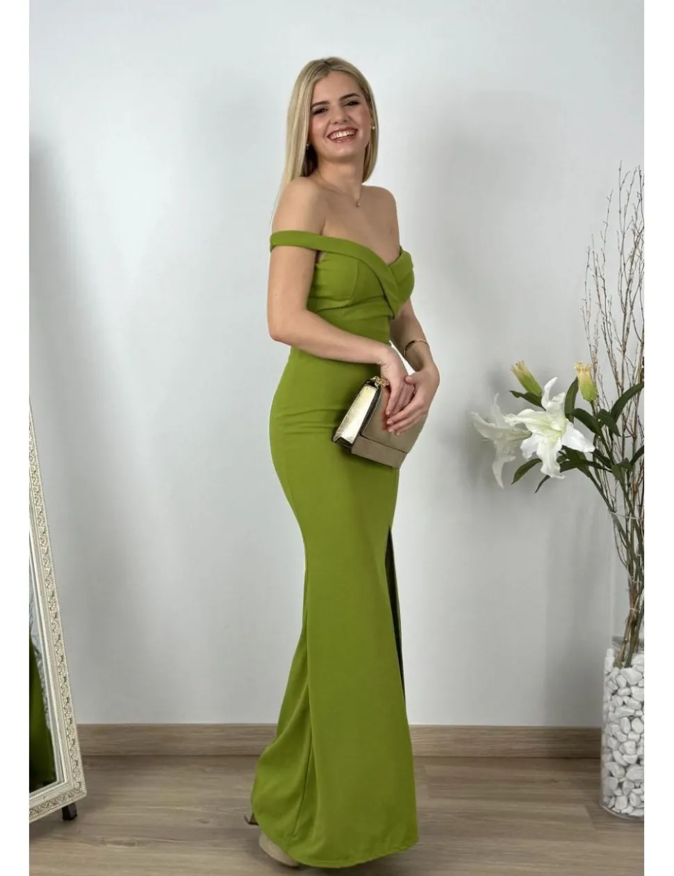 Vestido largo sirena verde pistacho