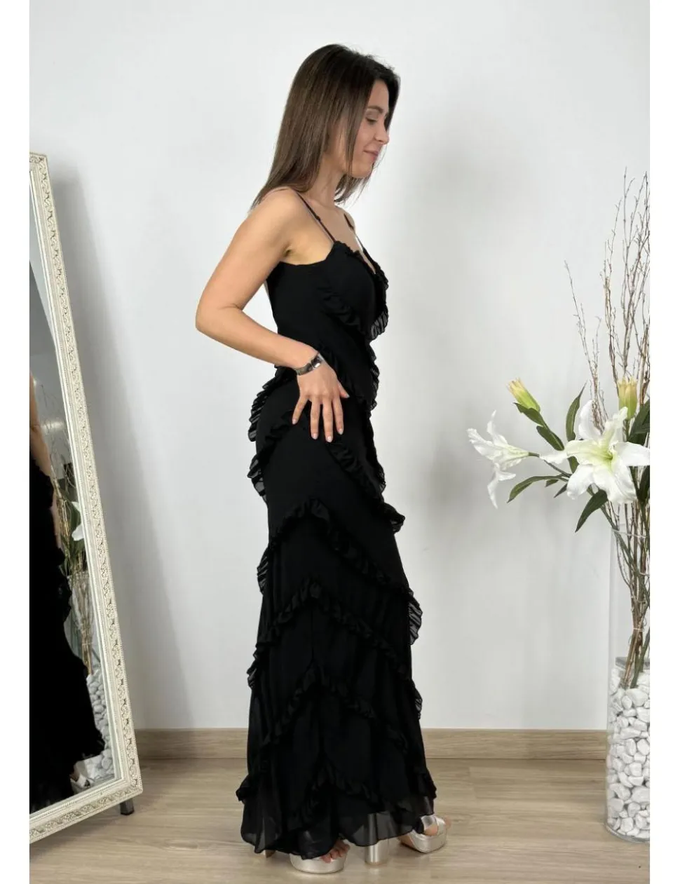 Vestido largo volantes negro