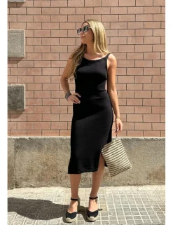 Vestido midi punto negro