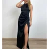 Vestido satinado largo frunce negro