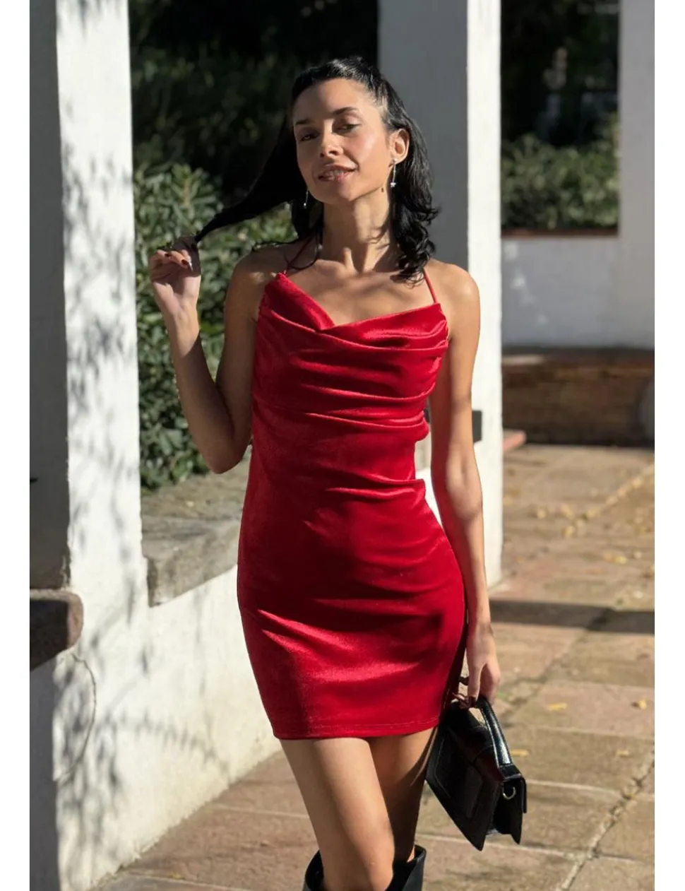 Vestido velvet cascada rojo