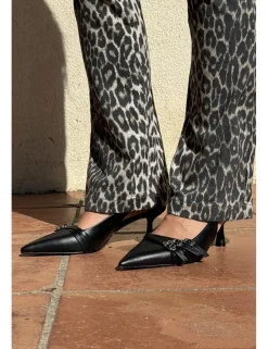 Zapato tacón kitten negro